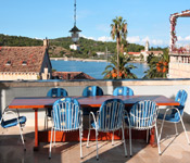 Villa Vis Town