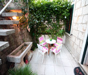 1 bedroom Apartment in Dubrovnik, Sleeps 2