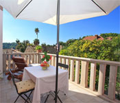 2 bedroom stone house in Cavtat, Sleeps 4-6