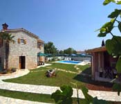 3 bedroom Villa with Pool near Vodnjan, Sleeps 6