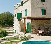 3 Bedroom Villa in Sumartin with Pool on Brac, Sleeps 6