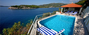 Croatia Waterfront Beach Villas