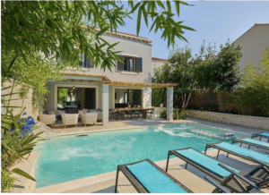 Close to Dubrovnik Old Town. Sleeps 10